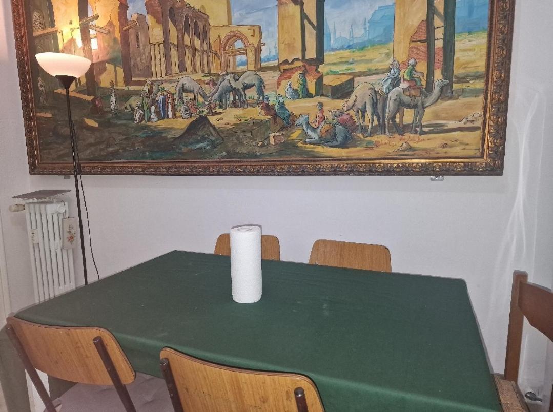 Room In The City Center - Stanza In Centro Citta ميلان المظهر الخارجي الصورة
